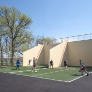 Six players active on the handball courts